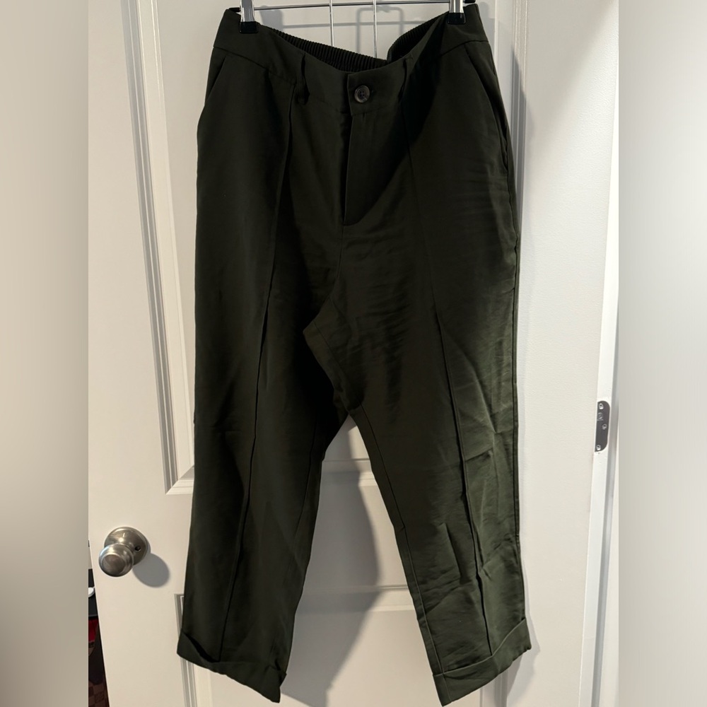 Gently used, worn maybe twice A New Day pants